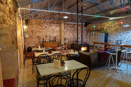 interior cafe de la estacion